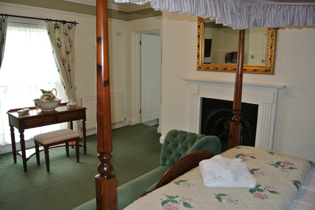 Worgret Manor Wareham Room photo